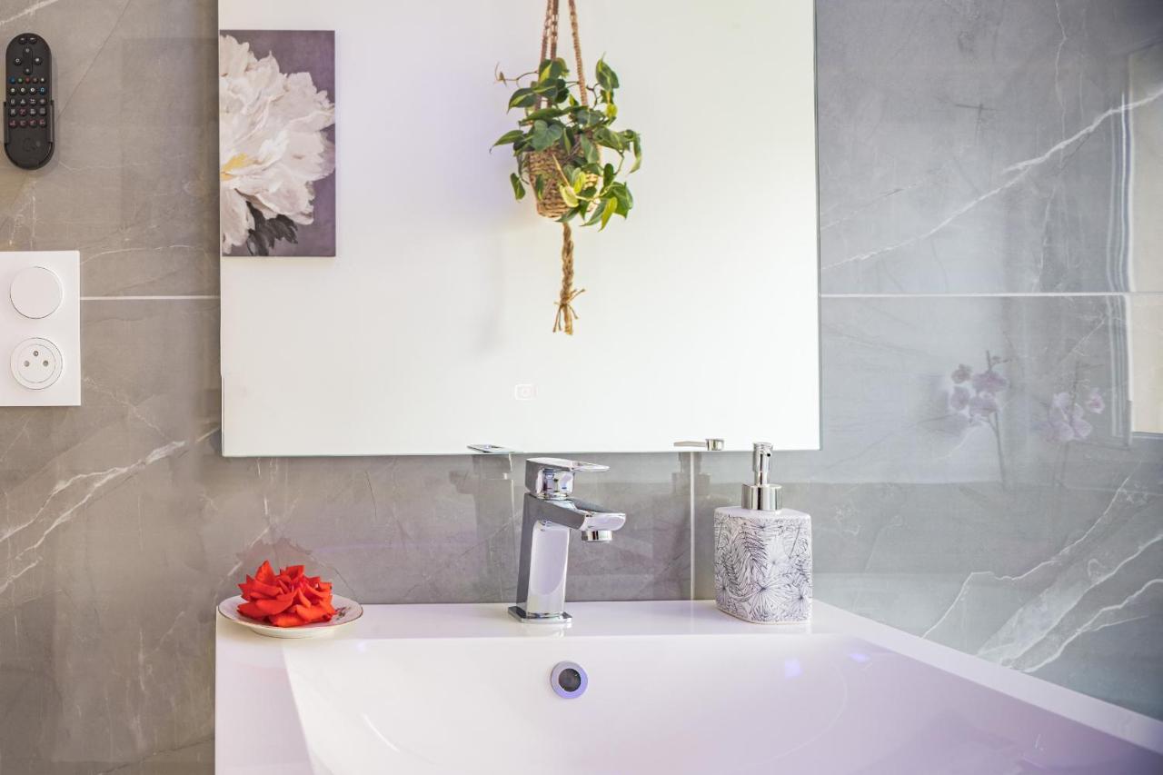 Le Flamboyant - Confort & Rarete - Premium Saint-André-les-Vergers Esterno foto